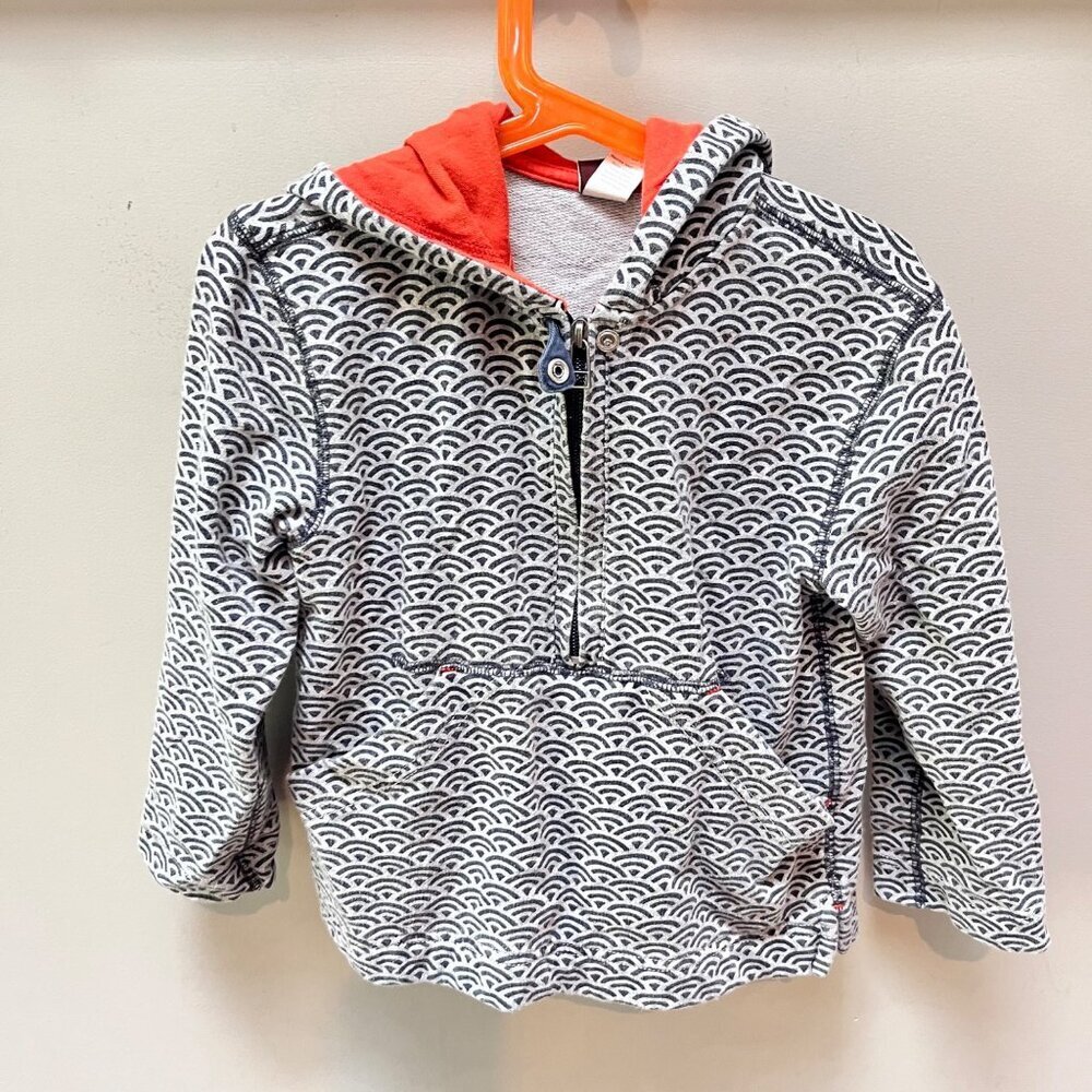 Tea Collection Toddler Hoodie Size 5‎ Gray & Red 100% Cotton Patterned Jacket